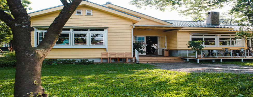 The Advantages of New Porch Installation and Legitimate Gutter Installation